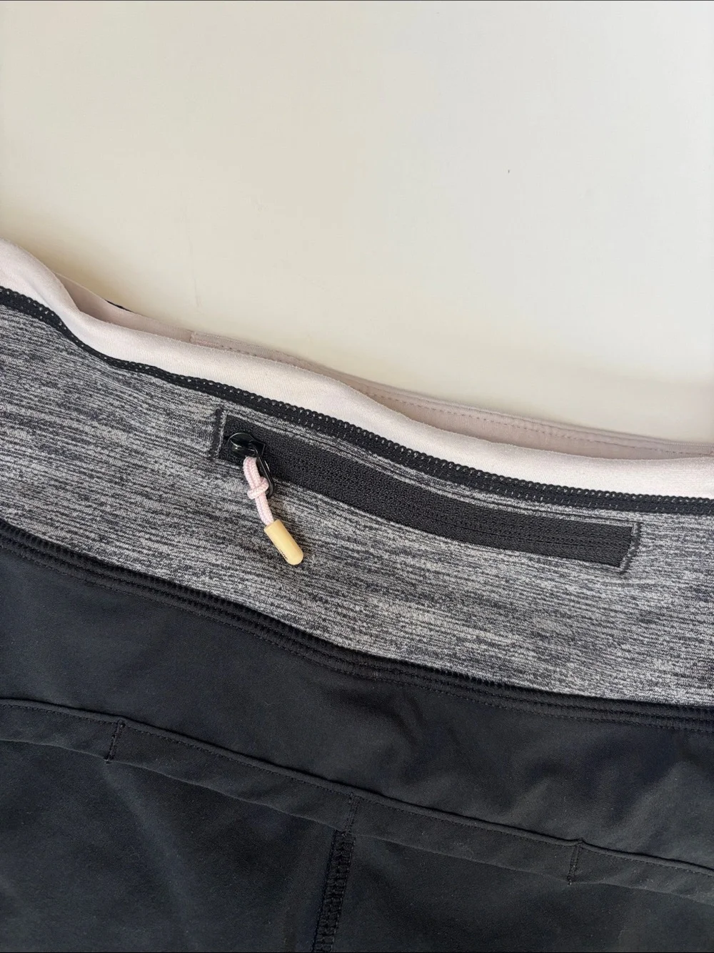 Lululemon Speed Up Lined Running Shorts Black Pink Performance Beach Women’s 4‎
